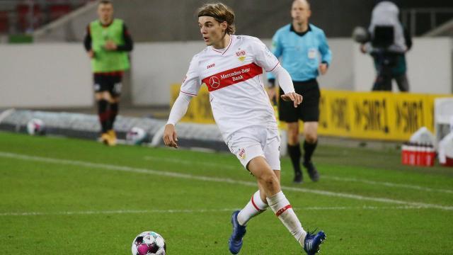 1605014668112vfb-stuttgart-verteidiger-borna-sosa-gegen-eintracht-frankfurt-100__v-16x9@2dXL_-77ed5d09bafd4e3cf6a5a0264e5e16ea35f14925.jpg